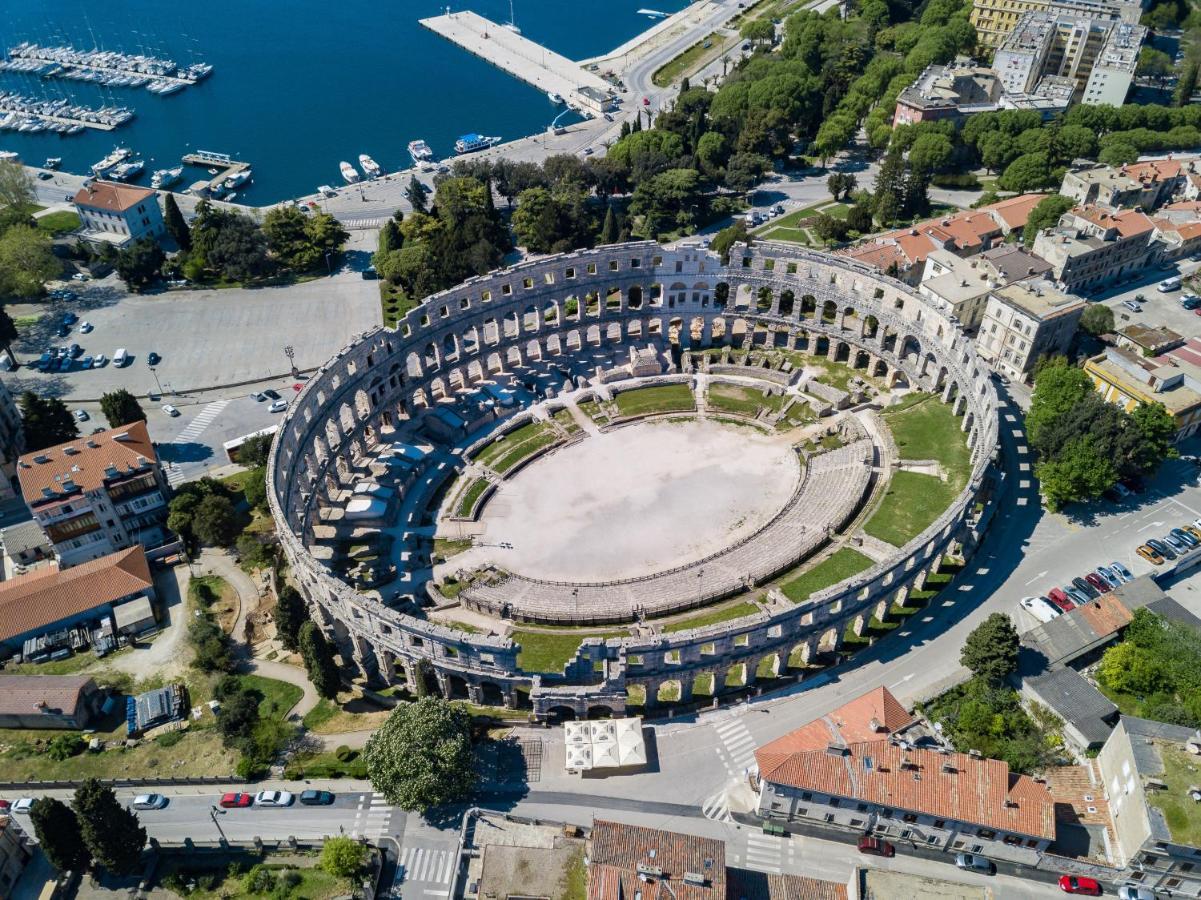 Bu2 Pula Studio Apartment Экстерьер фото